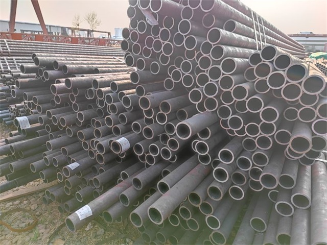 遵义遵义小口径<a href='https://zunyi.sdwufengg.com/' target='_blank' title='遵义无缝钢管'><strong>遵义无缝钢管</strong></a> 20# 流体输送遵义遵义无缝钢管 遵义小口径遵义遵义无缝钢管 20# 流体输送遵义遵义无缝钢管